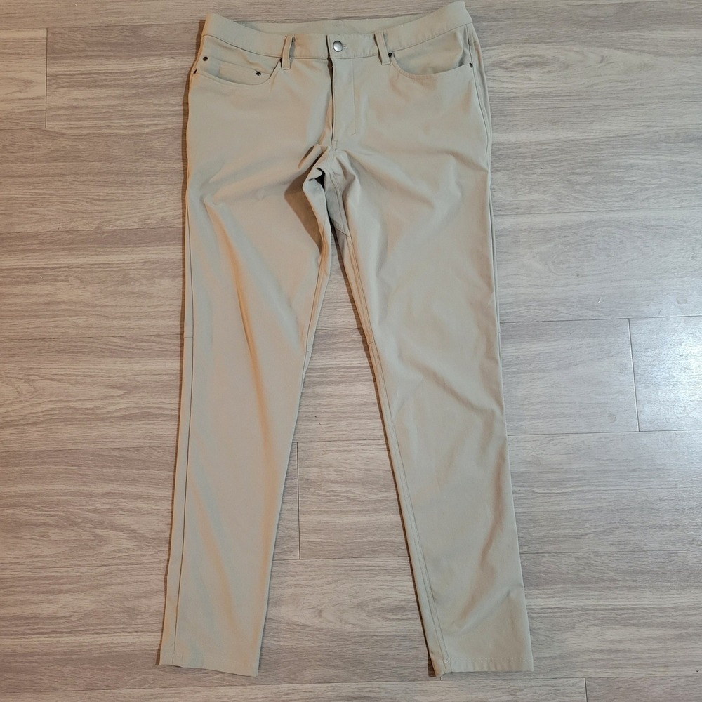 Lululemon ABC Pant Slim Warpstreme Tan Khaki Mens 34 x 32 Five Pocket Trousers